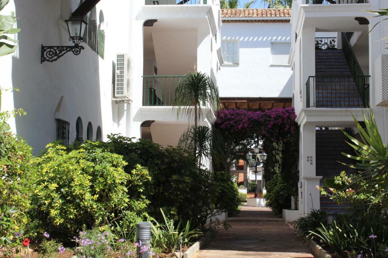 Apartment In El Presidente Beach Side New Golden Mile Estepona Esterno foto